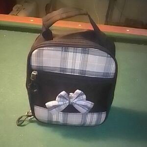 Plaid Black and Gray Ladies/Unisex Insulated Lunch Bag